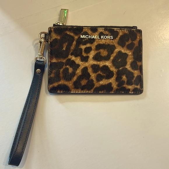 Wristlet #Michaelkors, fur like front - Picture 1 of 4